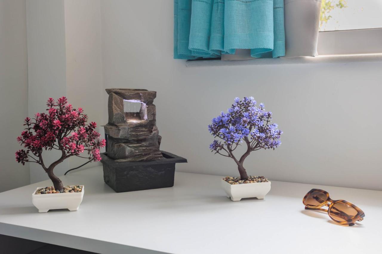 Electra Modern Apartment With Cozy Garden Ираклио Екстериор снимка